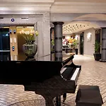Отель The Wings Neva 4*