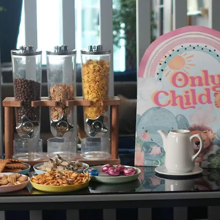 The Wings Neva 酒店