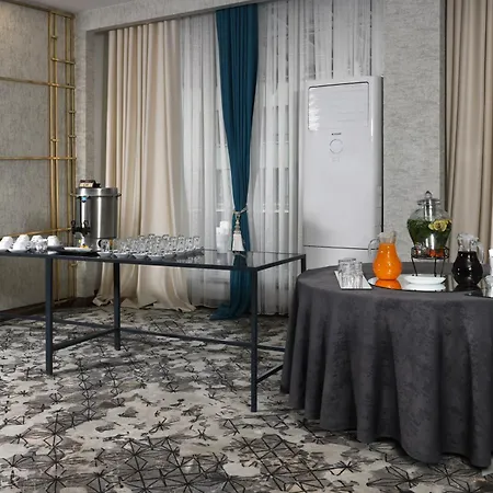The Wings - Neva Hotel 4*