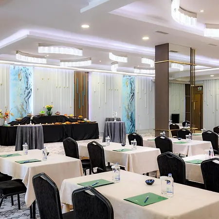 The Wings - Neva Hotel 4*