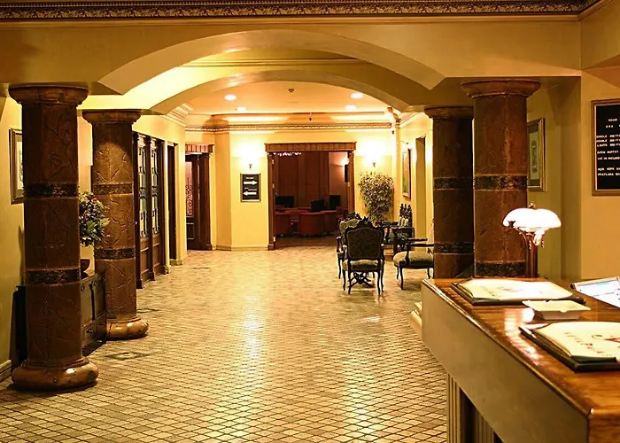 The Wings Neva Hotel