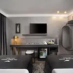 Hotel The Wings Neva 4*