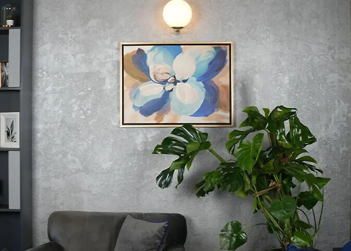 The Wings Neva 酒店